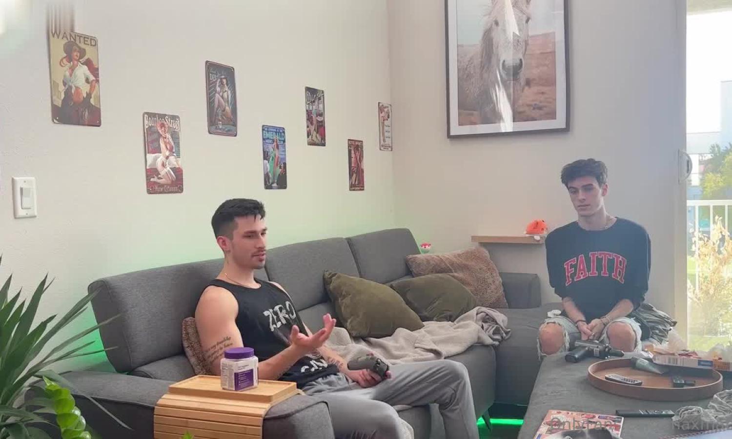 Kane Fox (itskane) fucks Max Mabry (maxmabry)