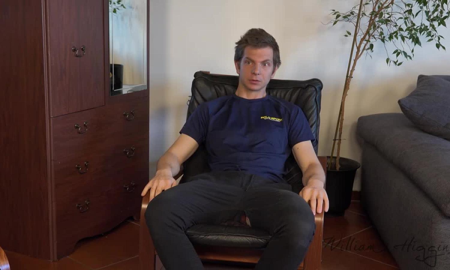 Pavel Psavec jerks off and shows off his hole