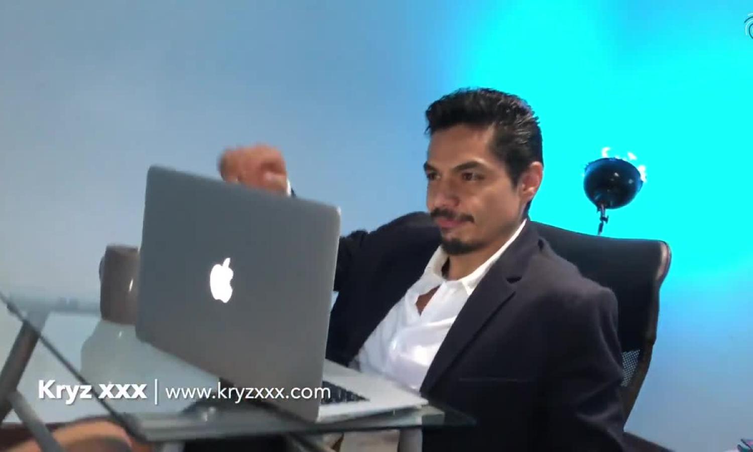 Home Office Fuck – Kryz XXX and TurkMXXX