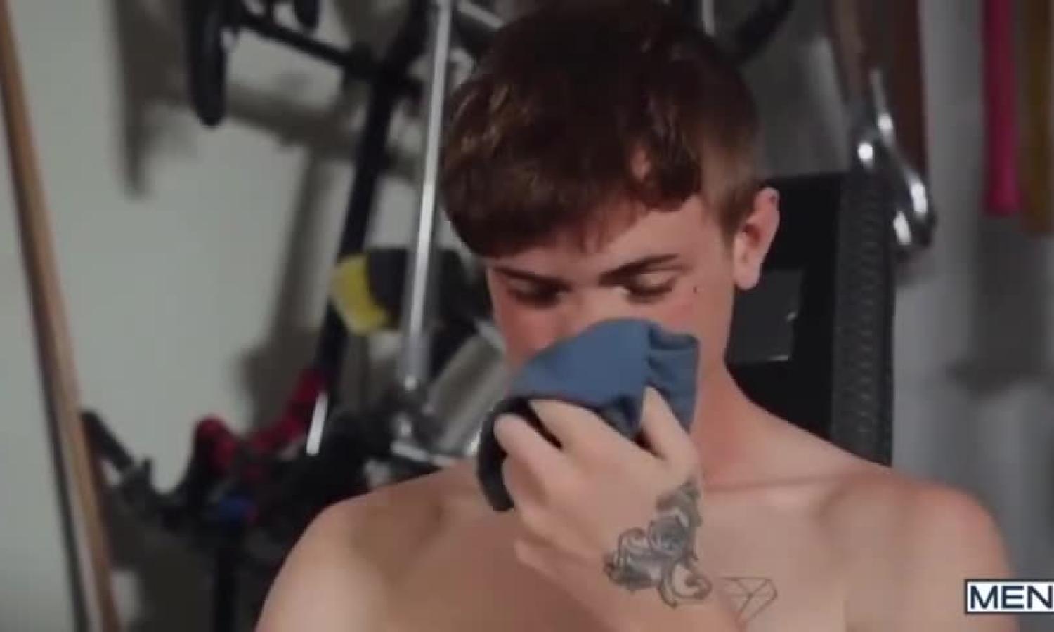 Twink Loves Man Scent Gym Guys Porn Action