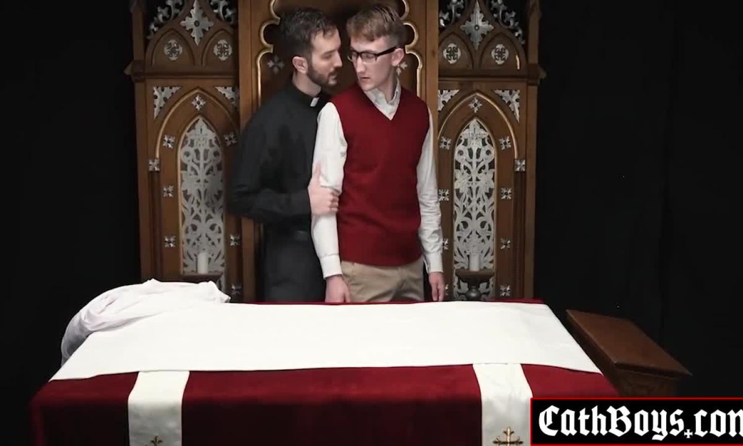Tucker Barrett, Colton Fox And Gay Porn In Explosive And Sinful Anal Fucking Between Priest And Altar Boy 8 Min