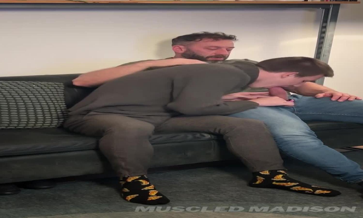 Muscled Madison and Zac Steele fuck