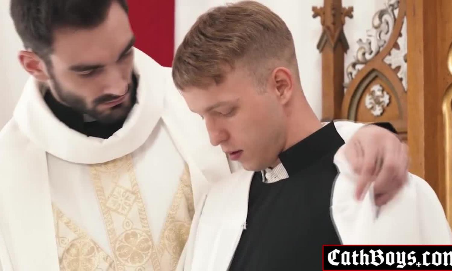 Member Of The Holy Priesthood Fucks Twink - Jack Aries, Noah White And Max Sargent