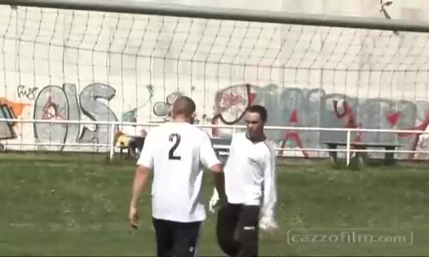 Futbolistas Calientes Con Ganas De Verga (full clip)