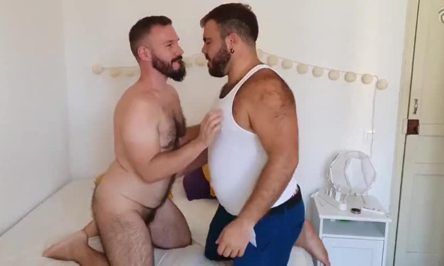 Scruffy Stocky Cub And Alessio Veneziano (BAP)