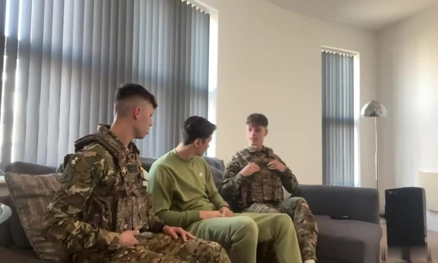 Wazgod121 – fuck session with two young soldiers